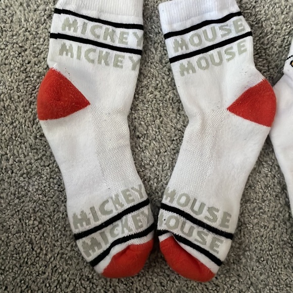Disney retro inspired Mickey Mouse crew socks - 2 pairs of disney crew socks - Picture 4 of 5